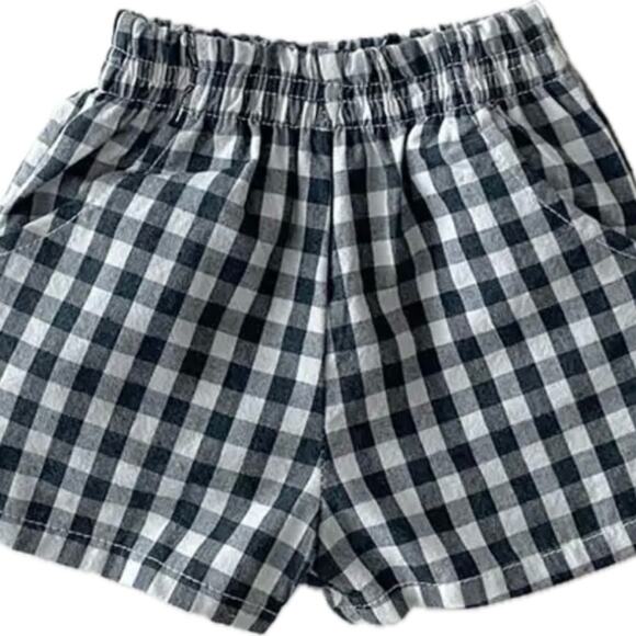 New cotton shorts 3-6 months and solid black or white shirt - Picture 1 of 2